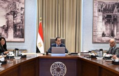 اجتماع متابعة مشروعات حماية الشواطىء