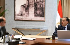 متابعة ملفات وزارة المالية