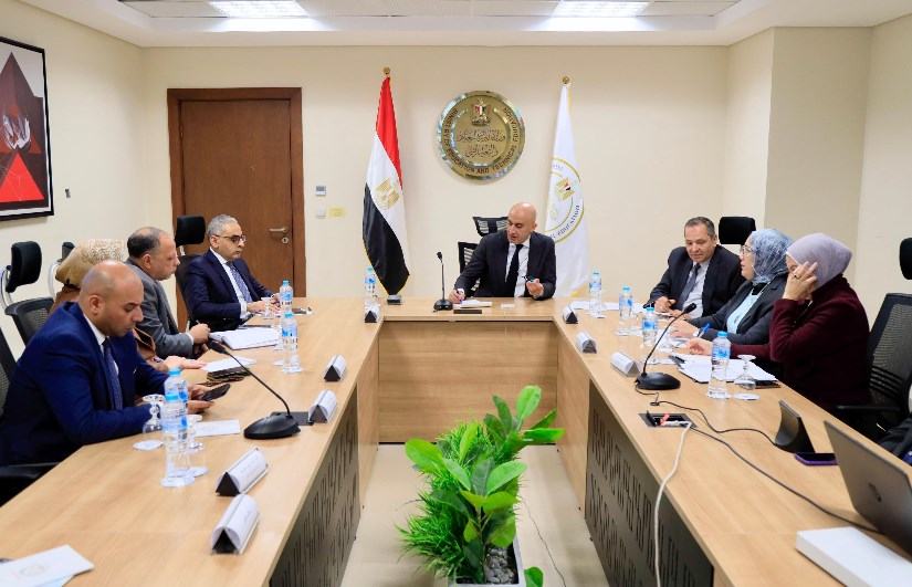 اجتماع وزير التعليم 