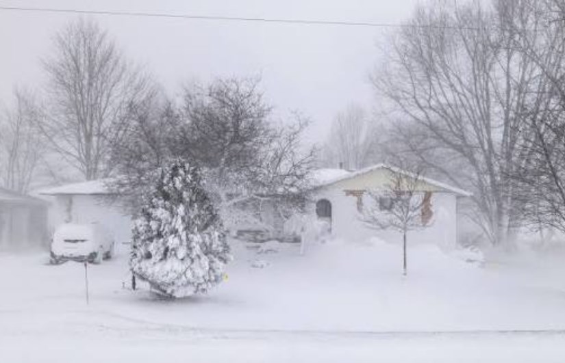عاصفة الشتاء هيرناندو تضرب نيويورك 