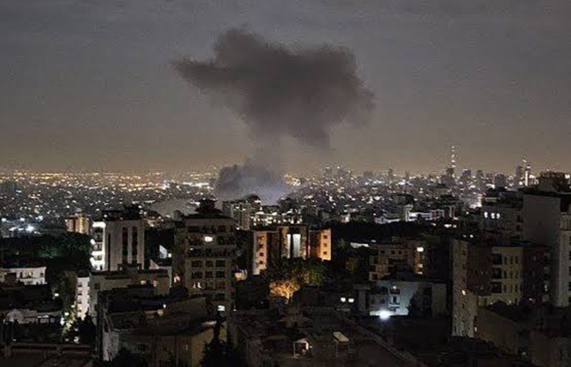 إيران تهدد بضرب القواعد العسكرية الأمريكية و الإسرائيلية 