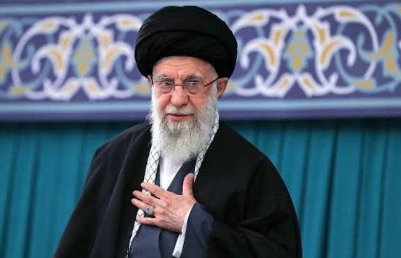 علي خامنئي المرشد الأعلى لايران 