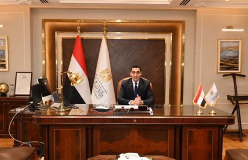  وزير الشباب والرياضة