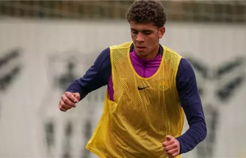  حمزة عبد الكريم