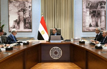 اجتماع مناقشة الأوضاع الاقتصادية