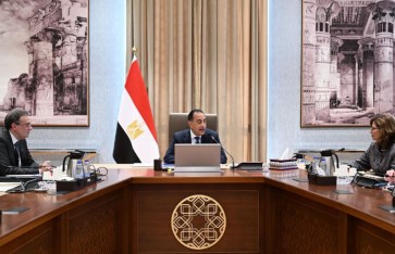 اجتماع حكومي لبحث تطوير منظومة القيادات