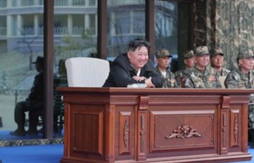 الزعيم الكوري الشمالي كيم يونغ أون