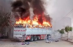 حريق هائل يلتهم سيارة نقل بكرداسة 