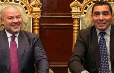 وزير الرياضة و أحمد دياب 