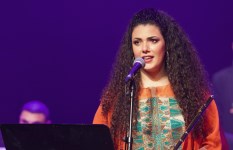 المطربة الفلسطينية ناي البرغوثي 