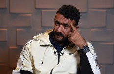 الفنان أحمد العوضي