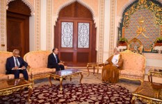 لقاء وزير الخارجية مع سلطان عمان