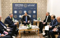 اجتماع رئيس الوزراء مع رئيس شركة “توتال إنرجيز”