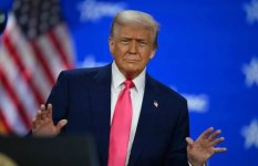 الرئيس الأمريكي دونالد ترامب 