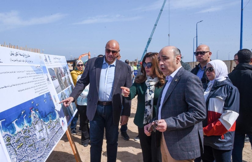 وزيرة التنمية المحلية ومحافظ الإسكندرية يتفقدان مشروع تطوير بئر مسعود وتوسعة الكورنيش
