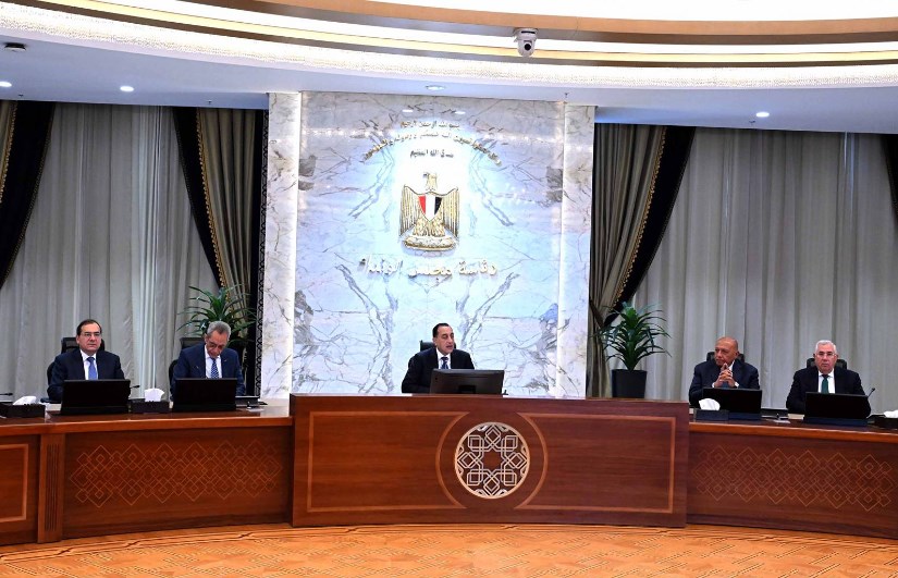 اجتماع رئيس الوزراء مع رؤساء لجان مجلس النواب