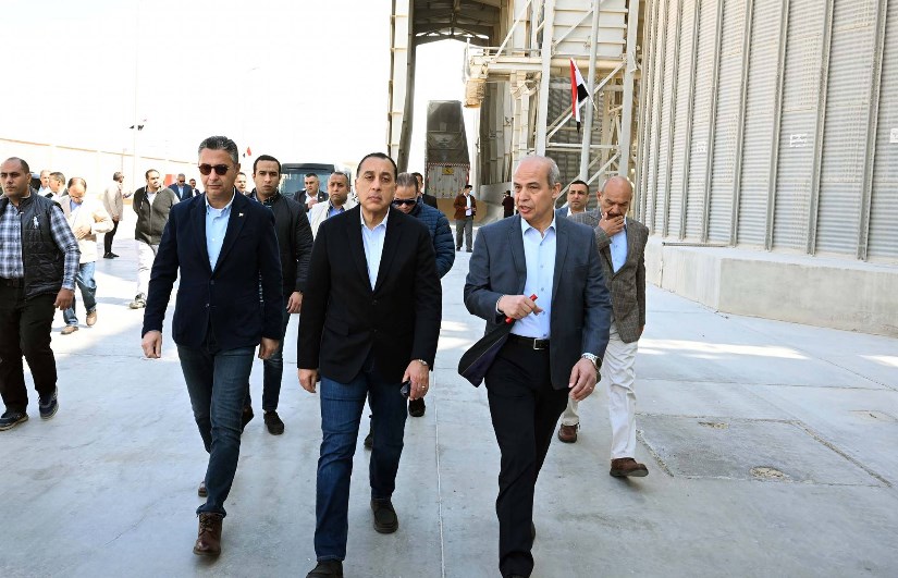 جولة رئيس الوزراء فى صومعة عتاقة