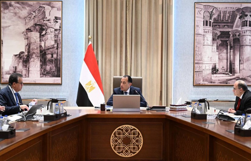 اجتماع وزارى لمتابعة مخزون المستلزمات الطبية