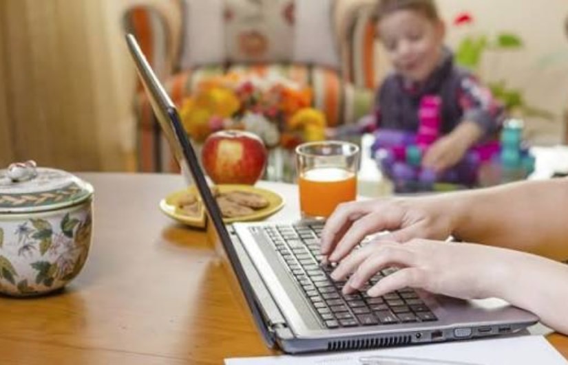 العمل من المنزل