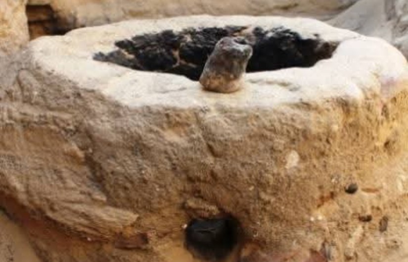 بقايا دير أثري بوادي النطرون