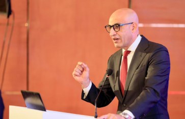 محمد عبد اللطيف وزير التربية والتعليم 