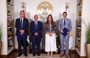 وزيرة التنمية المحلية تشهد توقيع شراكة أكاديمية لبناء القدرات البشرية بالمحليات