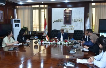 محافظ الأقصر والوفد الثقافي الصيني