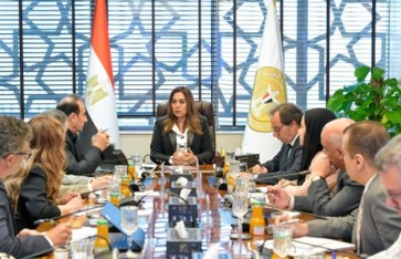 منال عوض، وزيرة التنمية المحلية والقائم بأعمال وزيرة البيئة