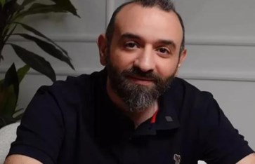 المخرج عمرو سلامة