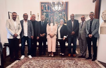 وزيرة الثقافة تُنهي أزمة أكاديمية الفنون