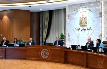 اجتماع متابعة مشروعى رأس الحكمة وشمس الحكمة