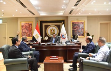 اجتماع وزير الصحة مع رئيس المنظمة العالمية للسكتة الدماغية