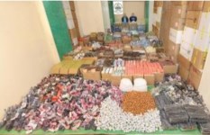 عقاقير ومنشطات مهربة