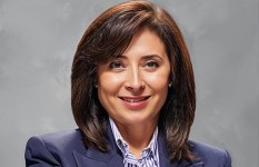 منال عبد الرازق رئيسًا لمجلس إدارة كونتكت المالية القابضة