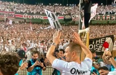 اعتزال طارق حامد 