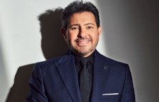 النجم هاني شاكر 