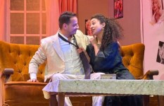 مسرحية ليزي أنبل من الجميع