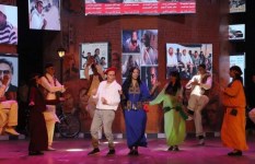 مسرحية نوستالجيا ٩٠/٨٠