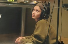 الفنانة سينتيا خليفة