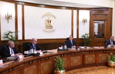 اجتماع متابعة تطوير شركات الغزل والنسيج