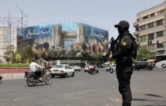 إيران تضبط شبكات تجسس مرتبطة بأمريكا وإسرائيل 