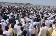 جنازة مهيبة للشيخ الطيب الجد العباس بدر في السودان