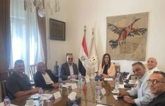 وزيرة الثقافة 