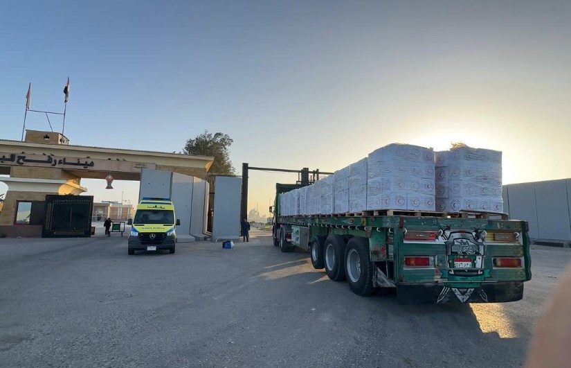 قافلة الهلال الأحمر 