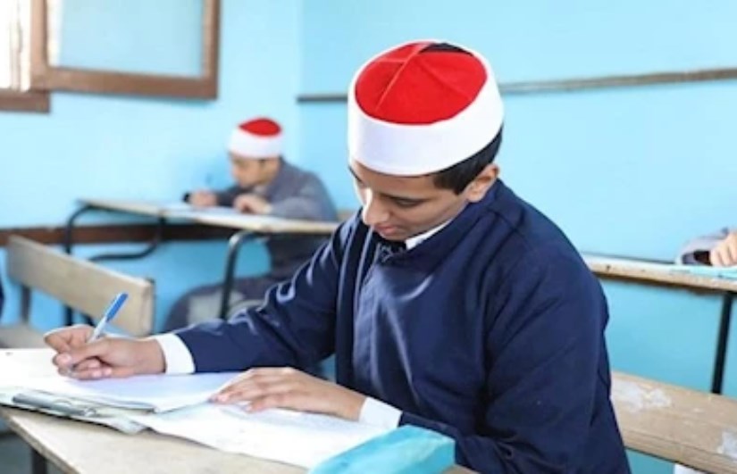 طلاب الثانوية الأزهرية 