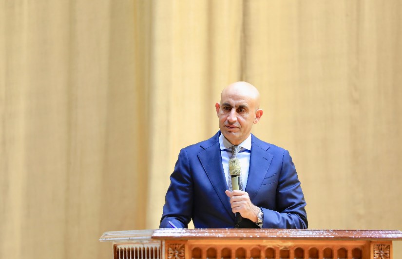 محمد عبد اللطيف وزير التربية والتعليم 