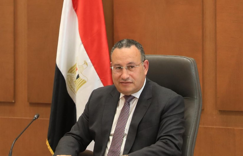 د. عبد العزيز قنصوة وزير التعليم العالي