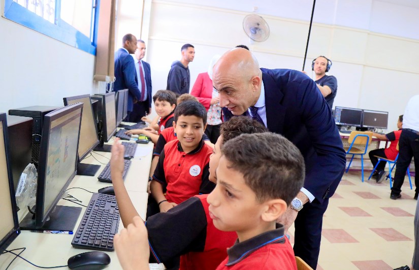 جولة وزير التعليم 