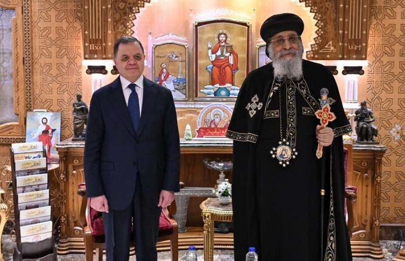 وزير الداخلية والبابا تواضروس الثاني