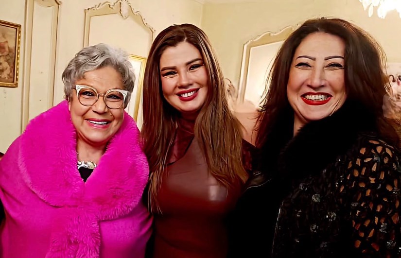 الفنانة رانيا فريد شوقي وشقيقتها ناهد